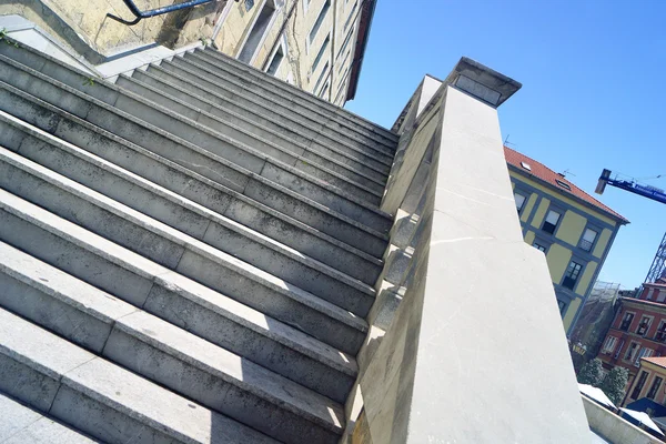 Grey stairs and blue sky c — Stock Photo, Image