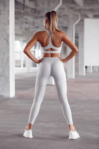Sexig Fitnesskvinna Vacker Atletisk Flicka Leggings — Stockfoto