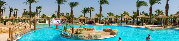 Hurghada Egypte September 2021 Panoramisch Uitzicht Het Zwembad Van Het — Stockfoto