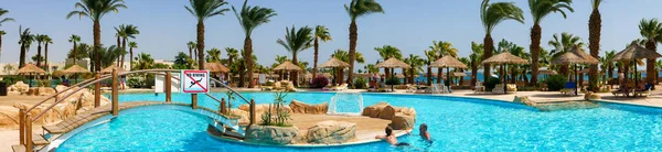 Hurghada Egypte September 2021 Panoramisch Uitzicht Het Zwembad Van Het — Stockfoto