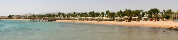 Hurghada Egipt Września 2021 Panoramiczny Widok Wybrzeże Morza Czerwonego Ludzie — Zdjęcie stockowe