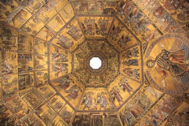Kilise dini figürler ile tavan