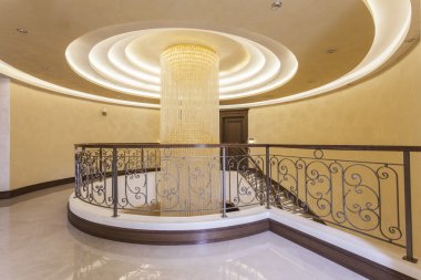 İç yapı güzel büyük kristal avize