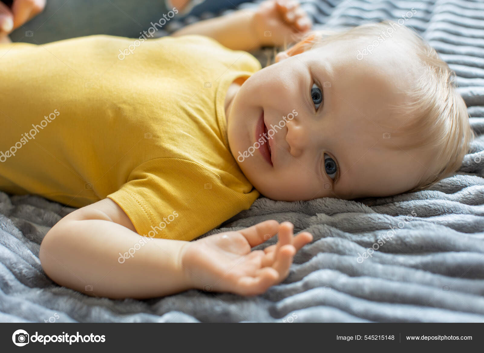 Ictericia Neonatal Es Normal Los Ojos Amarillos En Un Recien