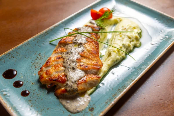 Turkey Breast Served Mashed Potato Plate — Stock Photo, Image