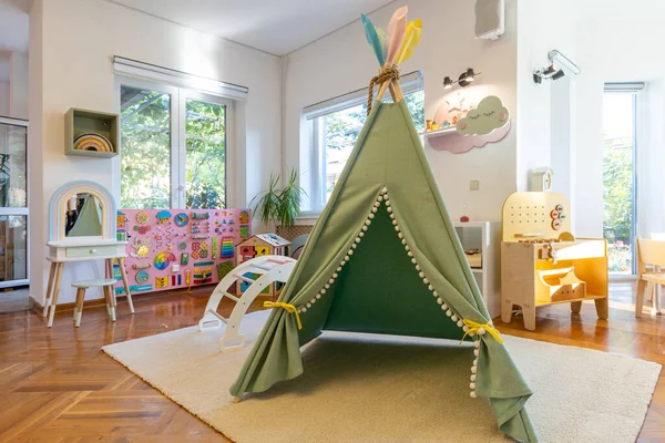 Intérieur Une Maternelle Montessori — Photo