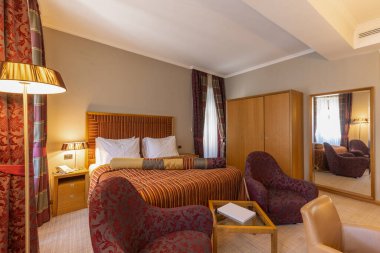 Lüks bir otel dairesi.