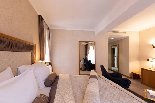 Interior Luxury Hotel Bedroom — Stock Photo, Image