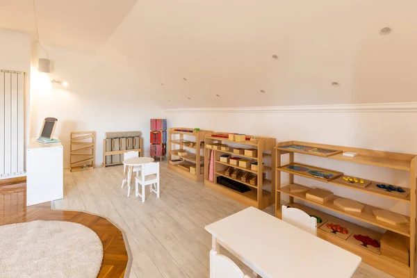 Montessori Anaokulunun Içi — Stok fotoğraf