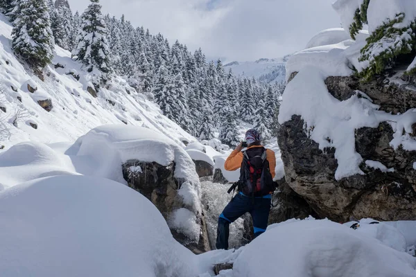 Θεαματικά Τοπία Του Χειμώνα Ημερολόγιο Ενός Ορειβάτη Και Φωτογράφος Τυχοδιώκτης — Φωτογραφία Αρχείου
