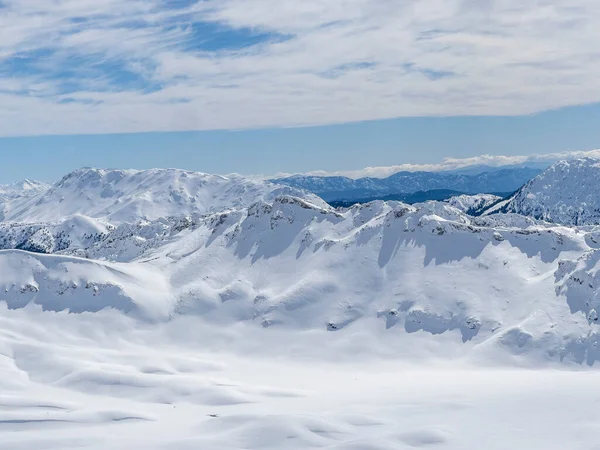 Inverno Fértil Nas Montanhas Vistas Magníficas — Fotografia de Stock