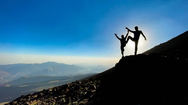 Memories Successful Duo Summit Mountains — Stock Photo, Image