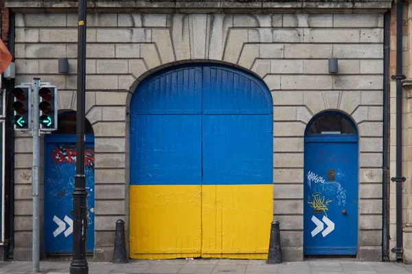 Dublin Irlanda Junho 2022 Centro Cidade Decorado Com Bandeiras Ucranianas Fotografia De Stock