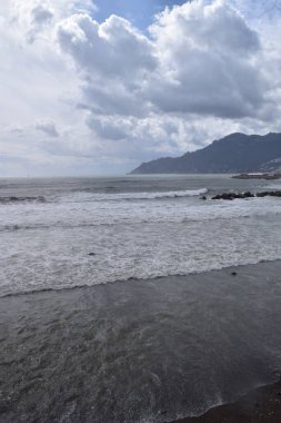 İsrail 'in kuzeyindeki güzel deniz manzarası.