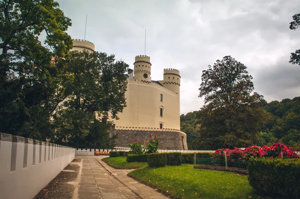 Orlik kasteel — Stockfoto