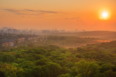 Şafakta Şehir Manzarası