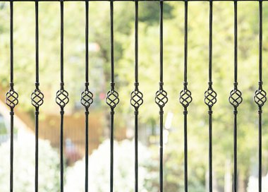 Güneşli balkonun rendelenmesi