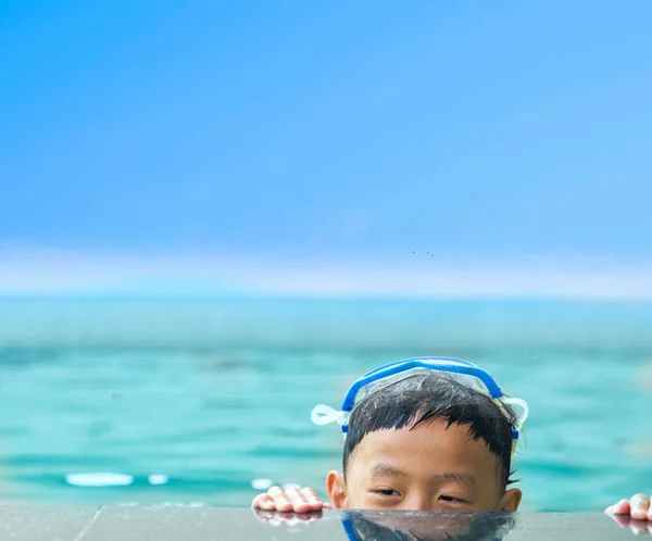 Child Play Water Swimming Pool Fun Joy Happiness Summer Smiling — Stock Photo, Image