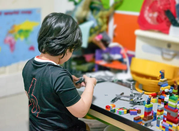 Criança Jogar Brinquedo Bloco Para Aprender Sentado Alegria Com Felicidade — Fotografia de Stock