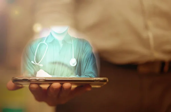 Patient Shows Doctor App Telemedicine Tablet Computer Photos De Stock Libres De Droits