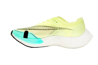 spor ayakkabıları beyaz arkaplanda izole