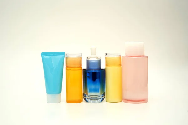 cosmetic containers in product line