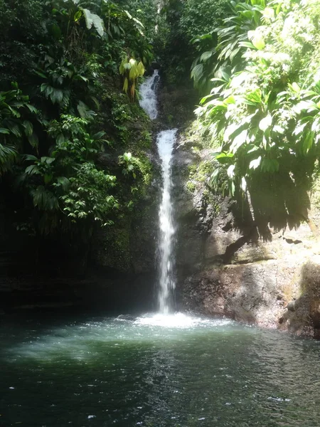 Powerfull Waterfall Lush Rainforest — Stock Fotó
