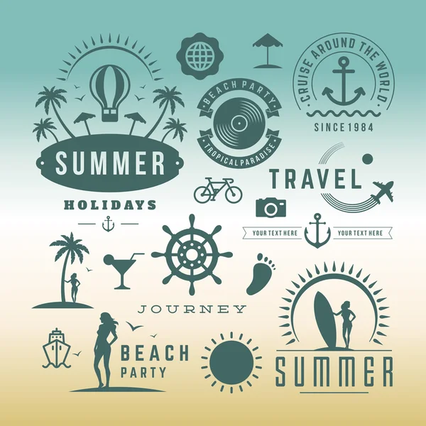 Eléments de design rétro Ensemble vectoriel vacances d'été. Ornements et étiquettes vintage — Image vectorielle