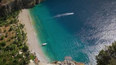 Kelebek Vadisi veya Kelebekler Vadisi, Türkiye 'nin Oludeniz ve Fethiye kenti yakınlarındadır. Popüler turistik yerler ve deniz kıyısındaki derin kanyonda güzel gizli plajlar.