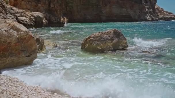 Slow Motion Sea Waves Crashing Foaming Rocky Pebble Beach Mediterranean — Stockvideo