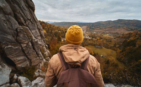 Front Back View Man Traveler Backpack Alone Enjoying Fall Landscape — 스톡 사진
