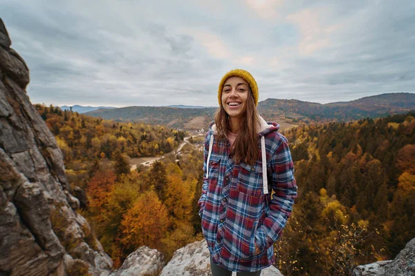 Outdoor Portrait Young Woman Hiker Checkered Jacket Overjoyed Emotionally Smiling – stockfoto