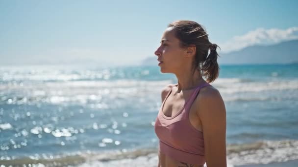 Young Active Sporty Athlete Woman Taking Break Making Running Jogging — Vídeo de Stock