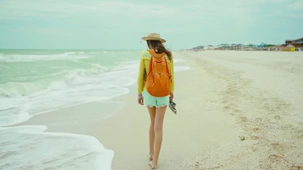 Happy Carefree Woman Hat Walks Alons Sea Water Sandy Beach — Stock video