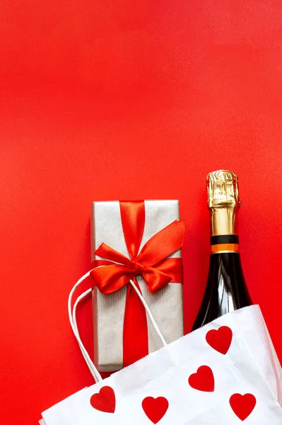 Valentine Day Background Gift Box Red Hearts Bottle Champagne White — Foto Stock