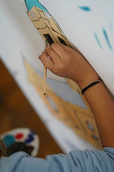 Desenho Mão Com Tintas Sobre Tela Aulas Desenho Escola Arte — Fotografia de Stock