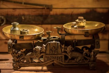 Çikolatadan yapılmış araç figürleri Lviv, Ukrayna 'dan satın almak için çok popüler..