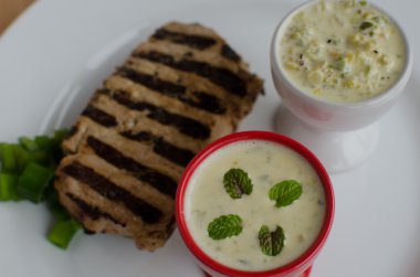 Domuz ile de ızgara sosu