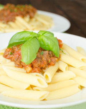 Bolonez soslu Penne