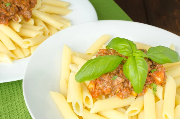 Penne con salsa boloñesa — Foto de Stock