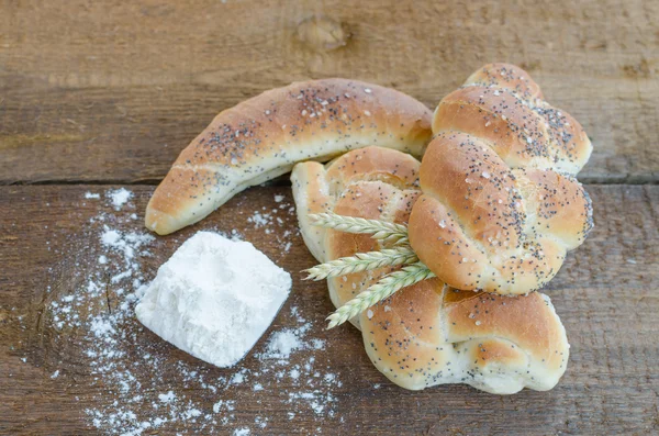 Rollo de pan y bollo de panadería pequeña —  Fotos de Stock