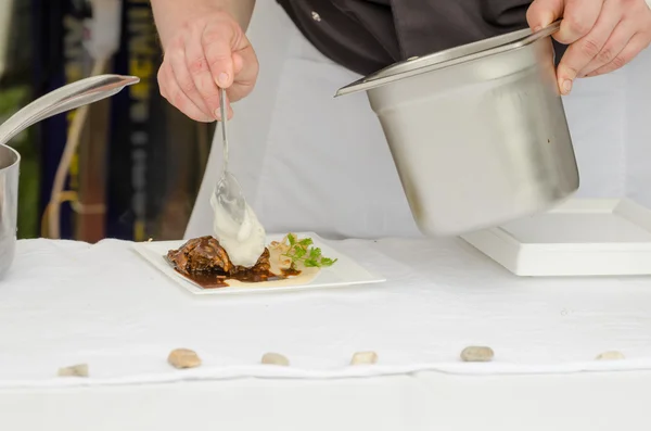 Carne de res estofada en cerveza checa —  Fotos de Stock