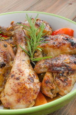 fırında tavuk kekik ile