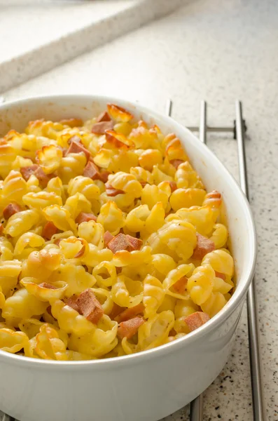 Paked pasta with ham, eggs — Stock Photo, Image