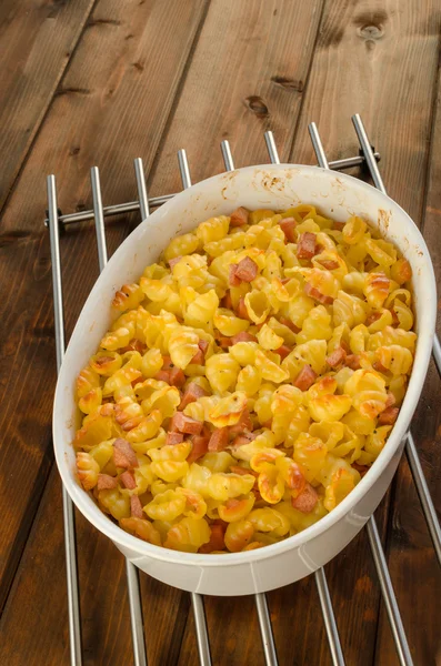 Paked pasta with ham, eggs — Stock Photo, Image