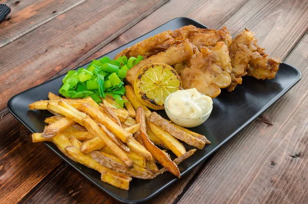 Fish and chips with homemade mayonnaise — Stock Photo, Image