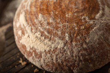 Lezzetli ve ekşi ekmek, hepsi ev yapımı.