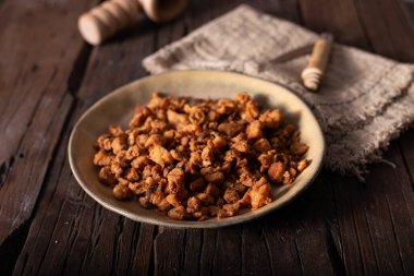 Lezzetli ve basit domuz yağları Biyolojik ev yapımı