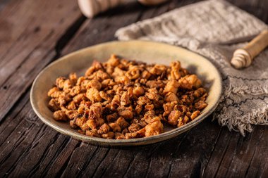 Lezzetli ve basit domuz yağları Biyolojik ev yapımı