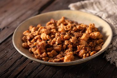 Lezzetli ve basit domuz yağları Biyolojik ev yapımı